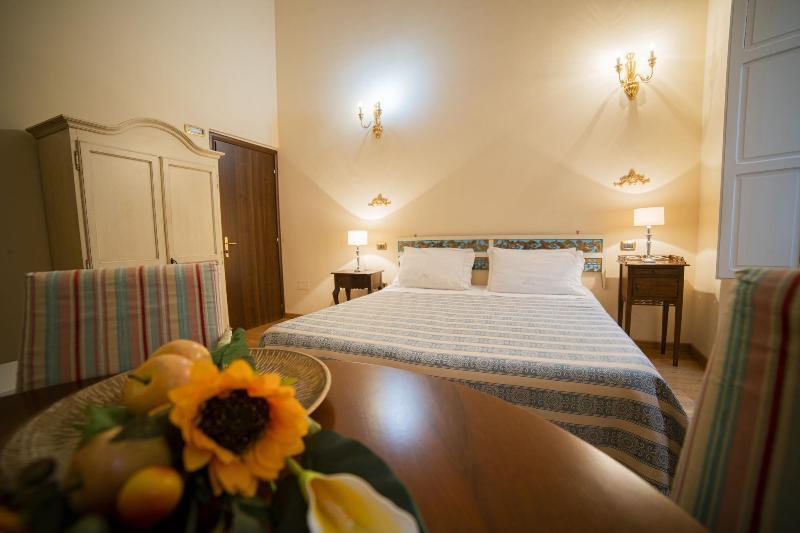 La Ghirlanda B&B Cagliari Eksteriør billede