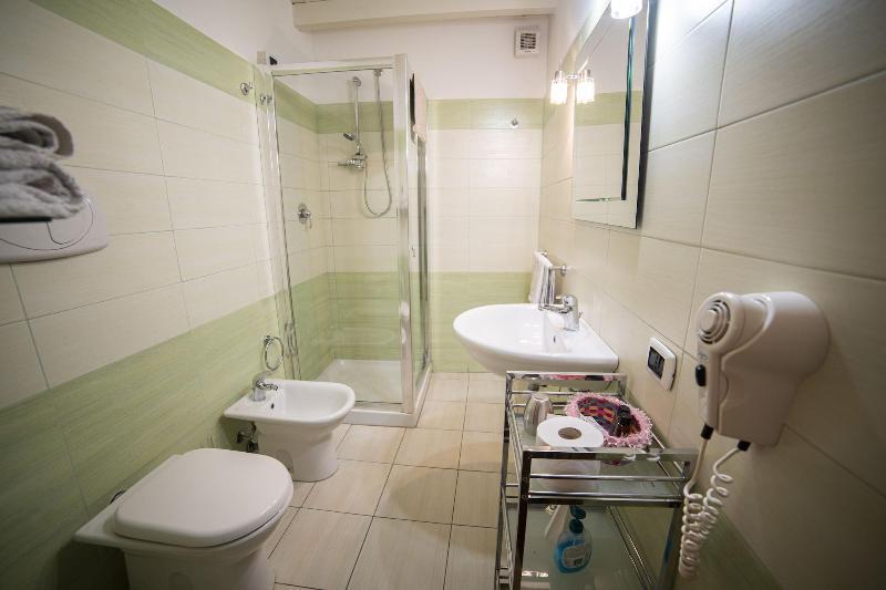 La Ghirlanda B&B Cagliari Eksteriør billede