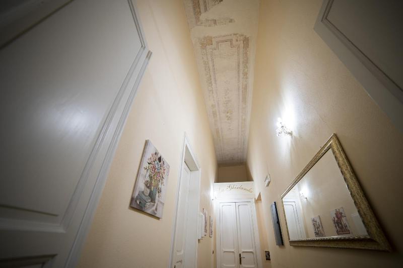 La Ghirlanda B&B Cagliari Eksteriør billede
